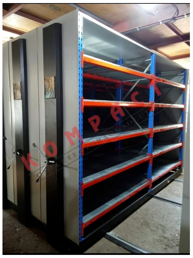 Compact Storage from Heavy Duty Decking Panel Racks